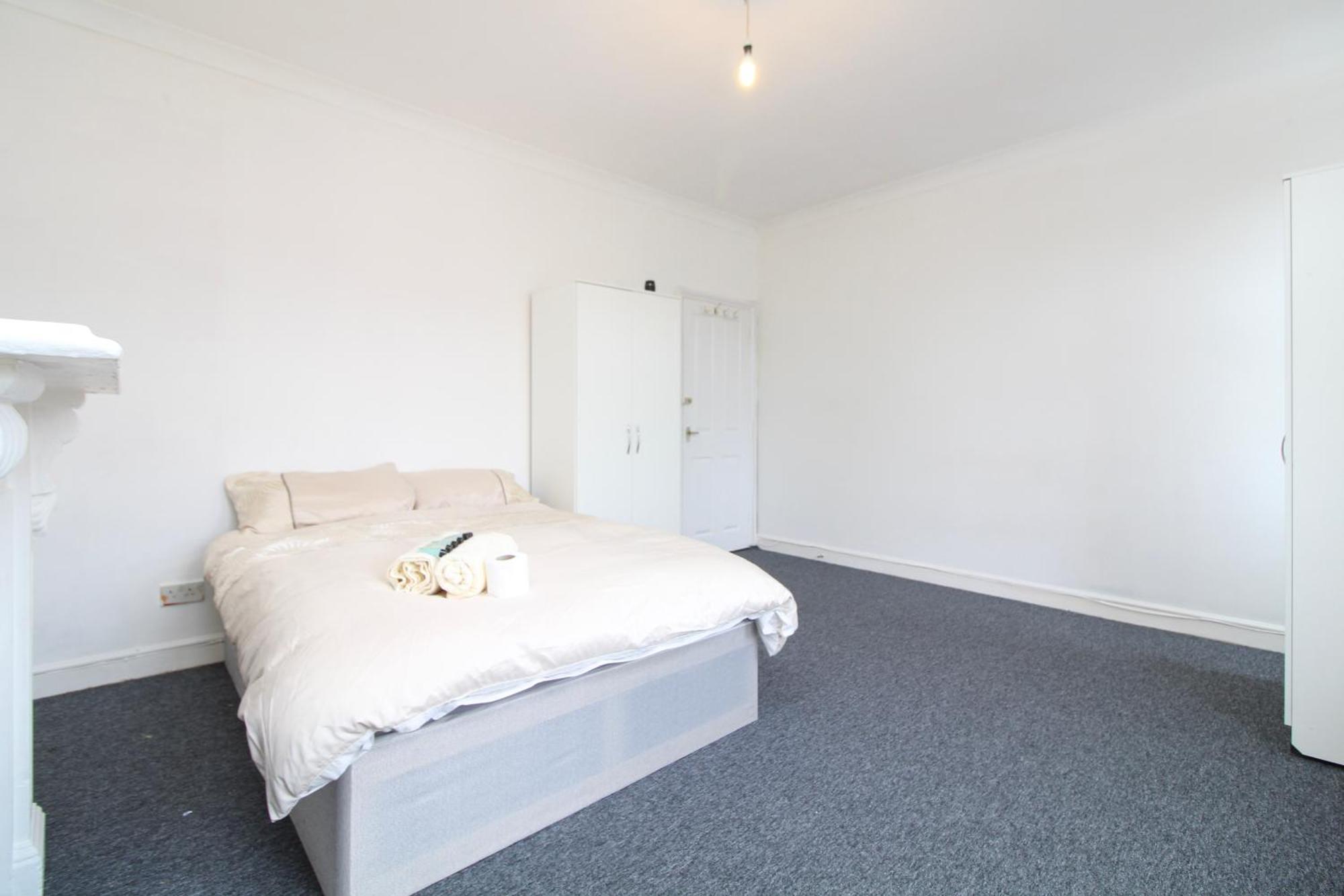 Cosy Room In Stafford Road Southampton Exterior photo